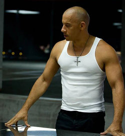 Actor Vin Diesel mesomorfo